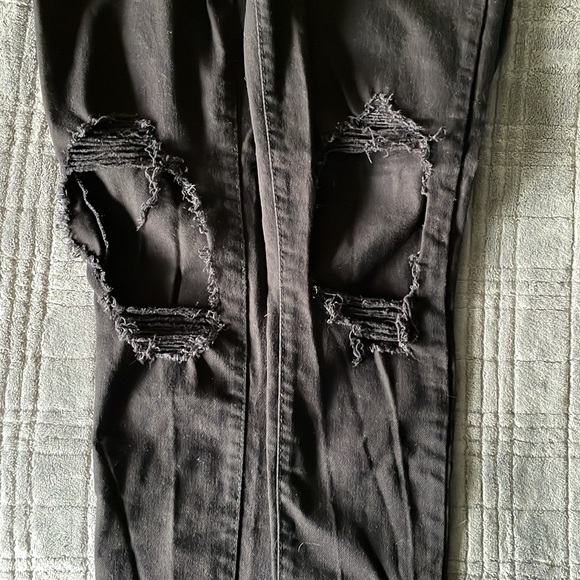 Black Levi Jeans - Picture 3 of 5